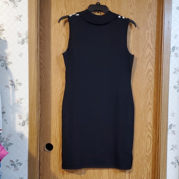 St. John sport sleeveless sheath dress - Picture 8 of 15